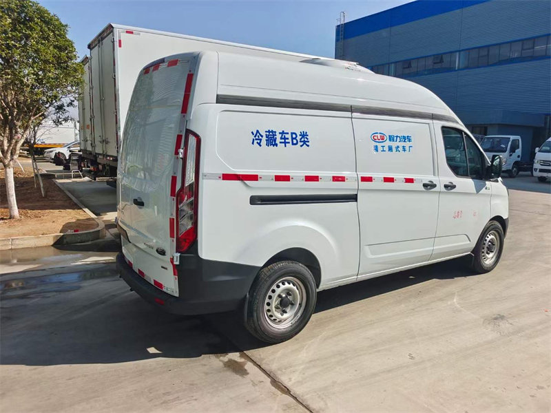 江鈴福特全順面包冷藏車