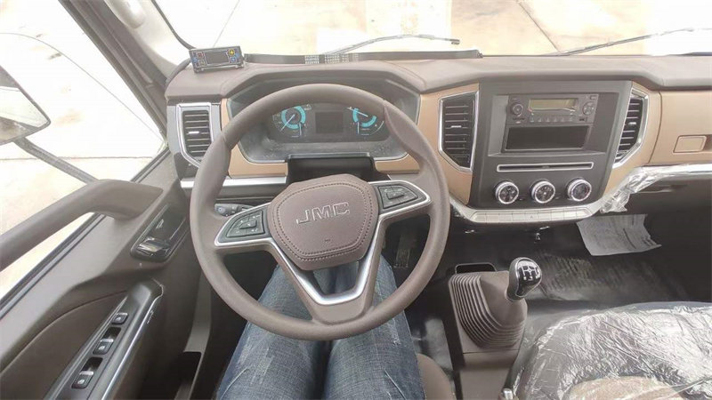 國六江鈴凱運冷藏車