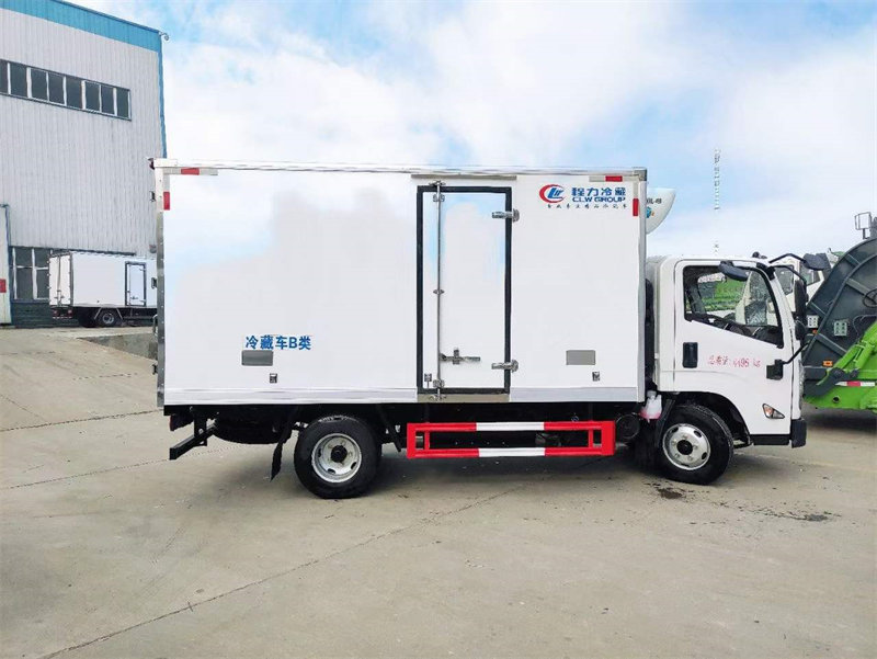 國六江鈴凱運冷藏車