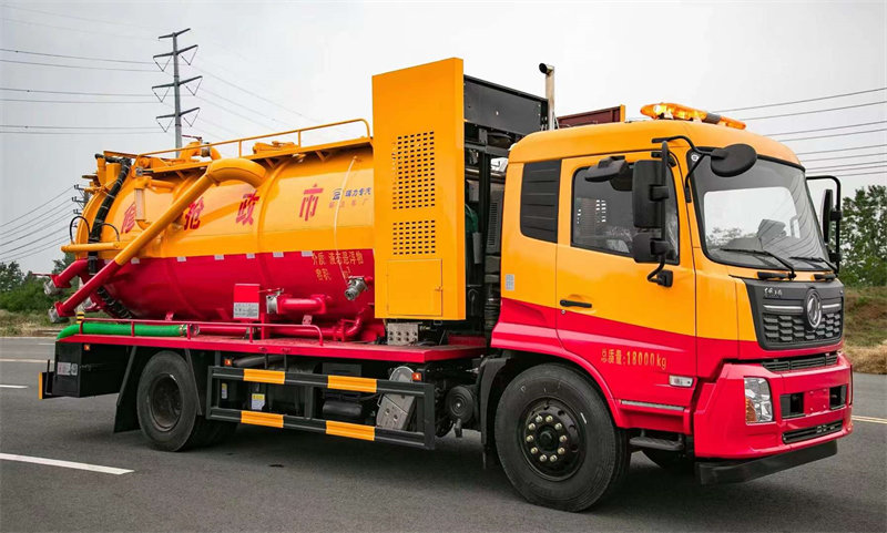 東風天錦15方清洗吸污車