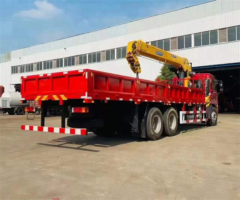 國(guó)六陜汽軒德翼6后八輪隨車吊