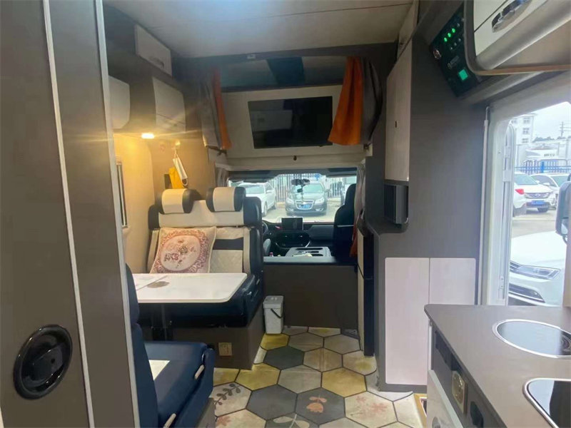 輕卡房車上汽躍進H500端午特惠