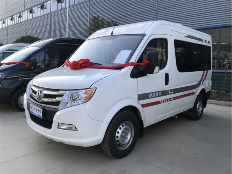 東風(fēng)短軸中頂房車性價高