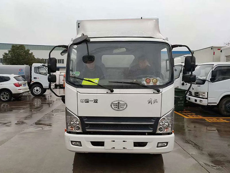 國(guó)六解放虎V廣告宣傳車(chē)