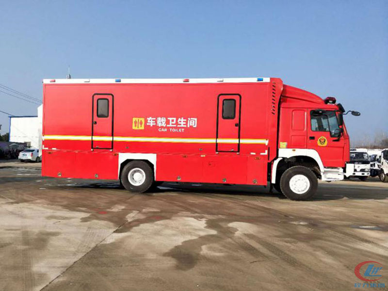 重汽廁所車,重汽豪沃車載衛(wèi)生間