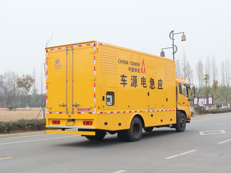 中國鐵塔天錦電源車