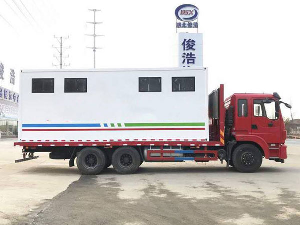 廠家定制景區(qū)大型工程車載廂式廁所衛(wèi)生間 