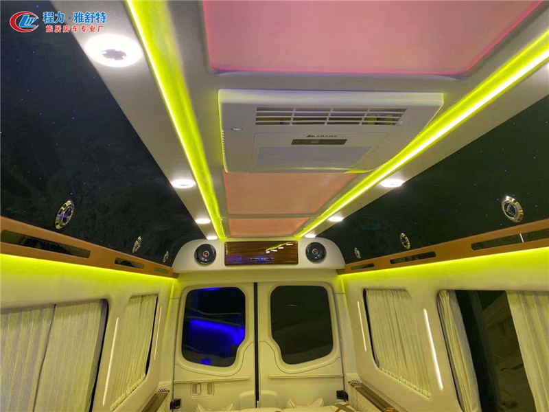 奔馳凌特B型房車傲旅雅舒特房車