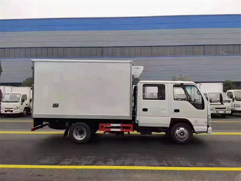慶鈴五十鈴雙排座冷藏車