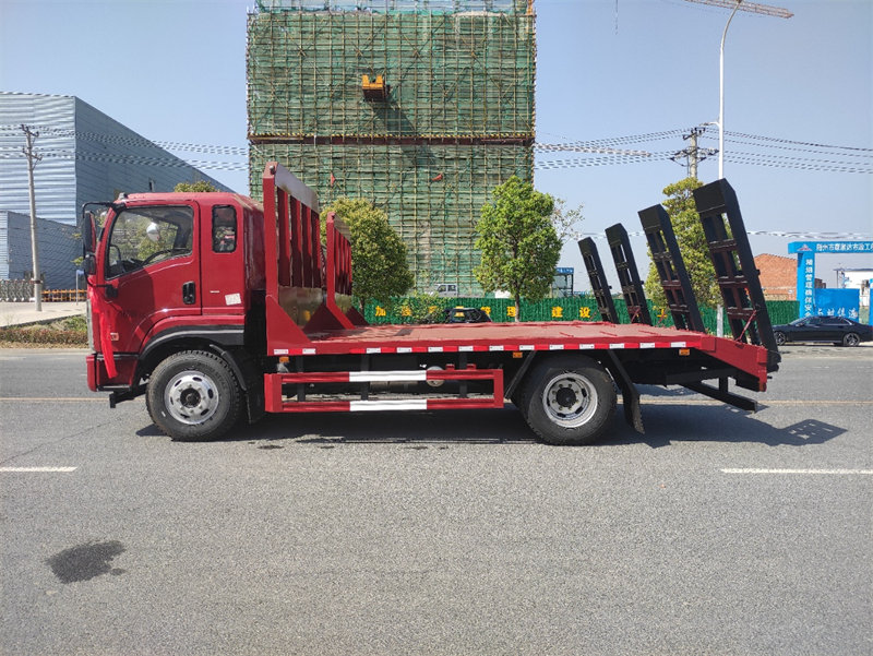 國六陜汽軒德X9平板運(yùn)輸車