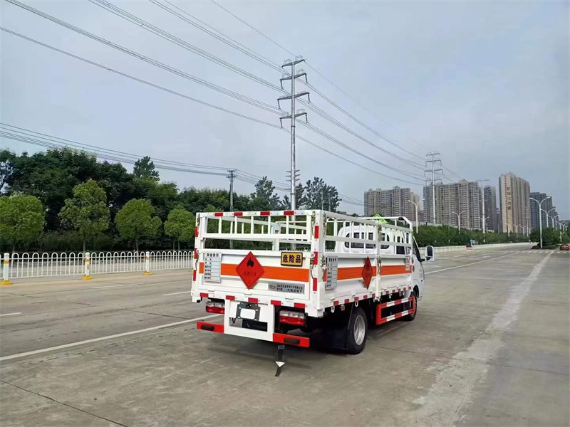 東風(fēng)途逸（柴油版）氣瓶運(yùn)輸車
