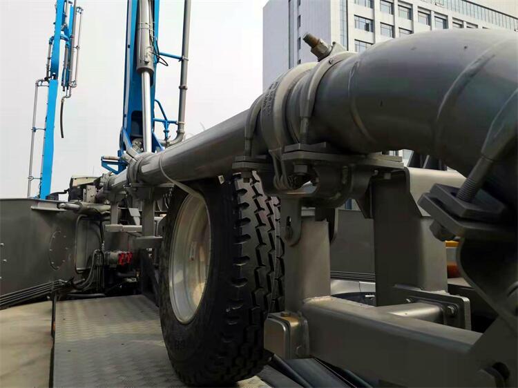國(guó)六陜汽70米混凝土泵車