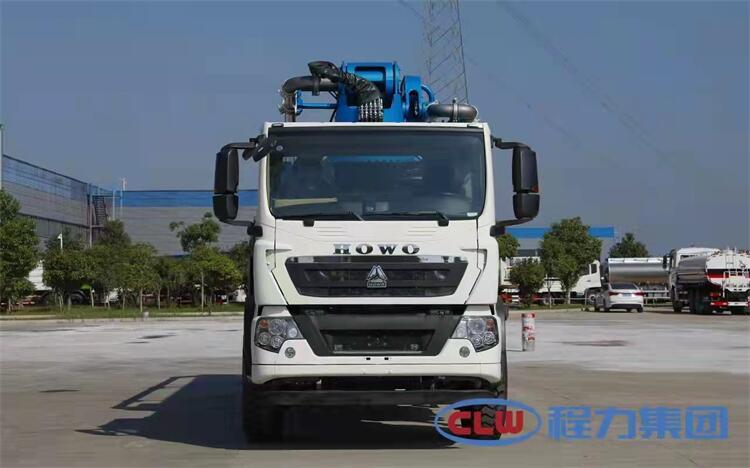 國六重汽30米混凝土泵車