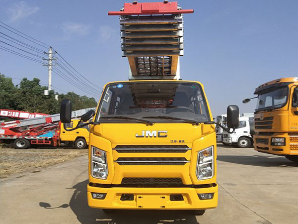 國六32米藍(lán)牌云梯車