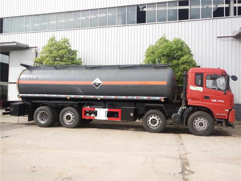 東風(fēng)4橋化工液體運輸車