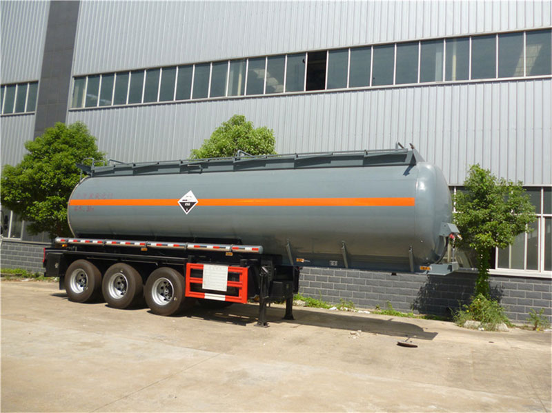 液堿（氫氧化鈉）運輸車