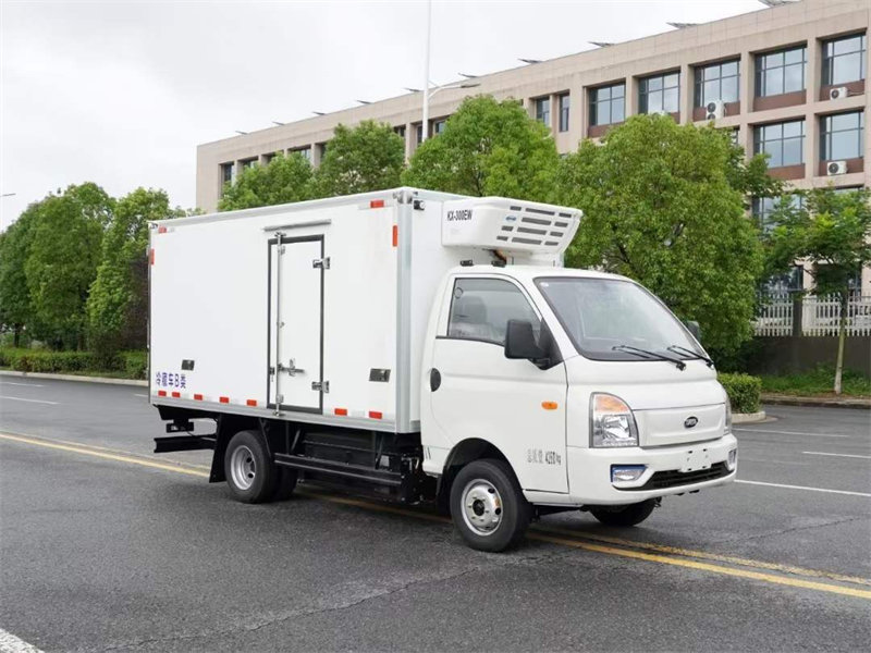 凱馬銳航純電動冷藏車