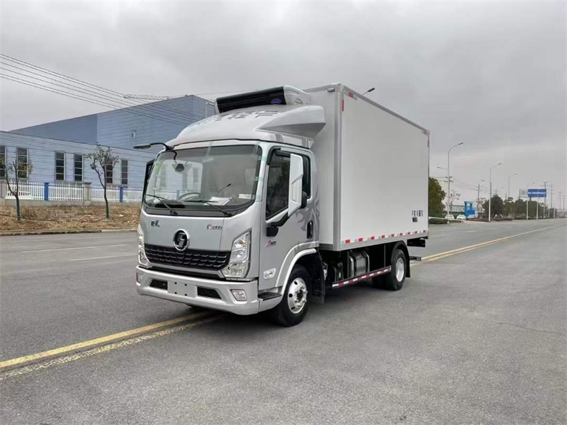 陜汽輕卡K5000自動擋150馬力冷藏車