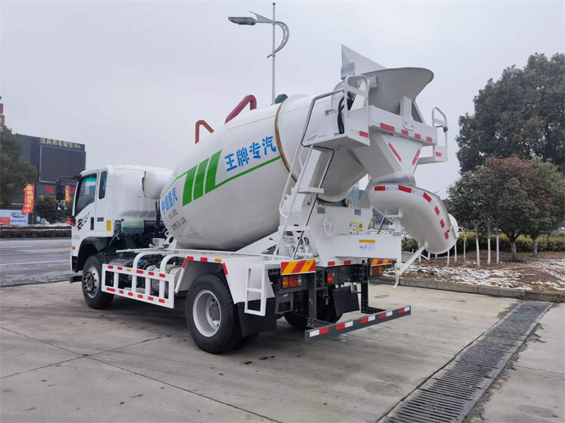 5方攪拌車廠家直銷
