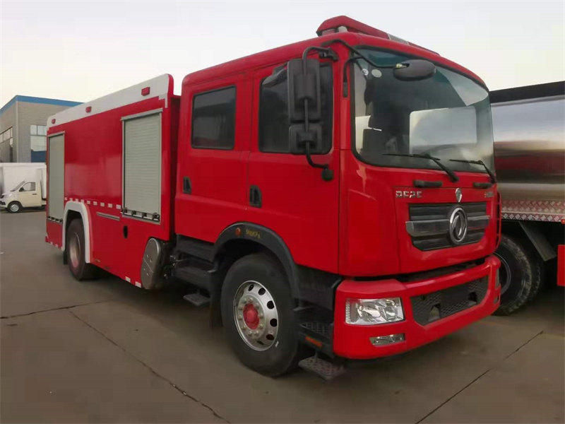 水罐消防車廠家地址