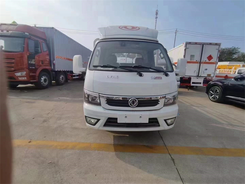 東風(fēng)氣瓶運(yùn)輸車廠家讓利
