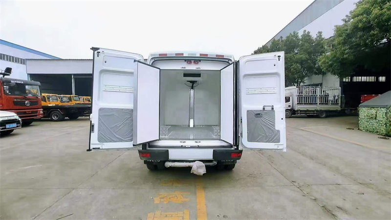 國六依維柯短軸冷藏車