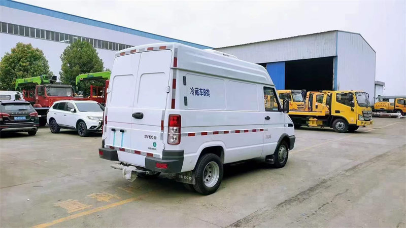 國六依維柯短軸冷藏車