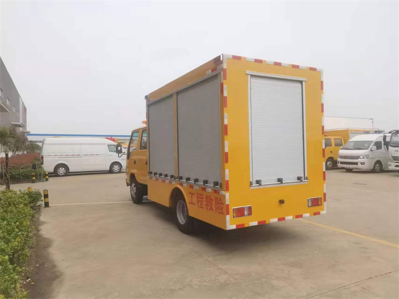 五十鈴雙排救險(xiǎn)車