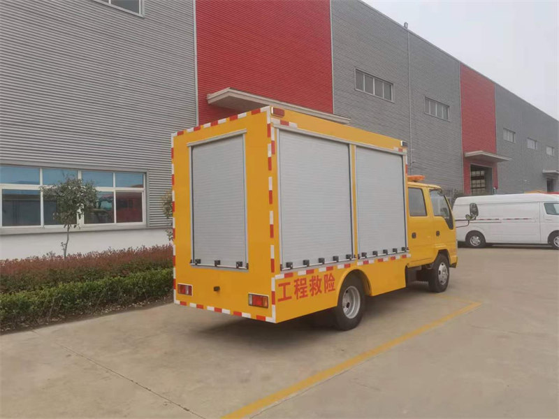 五十鈴雙排救險(xiǎn)車