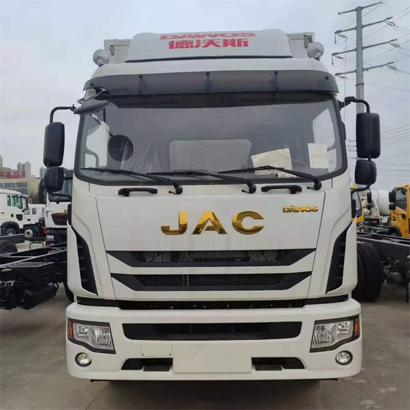 江淮德沃斯中卡V9冷藏車