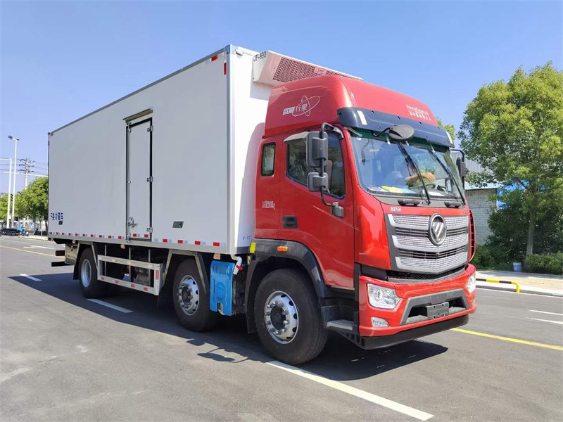 歐曼行星小三軸冷藏車