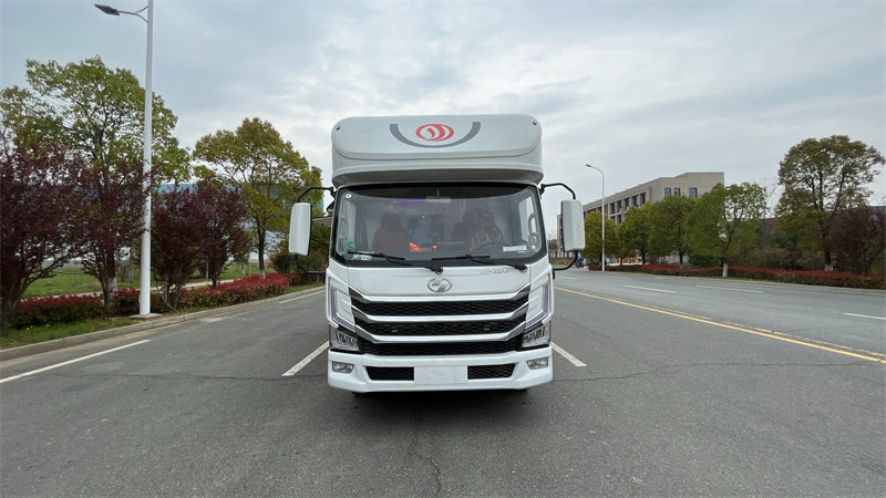 躍進H500冰淇淋房車傲旅雅舒特房車