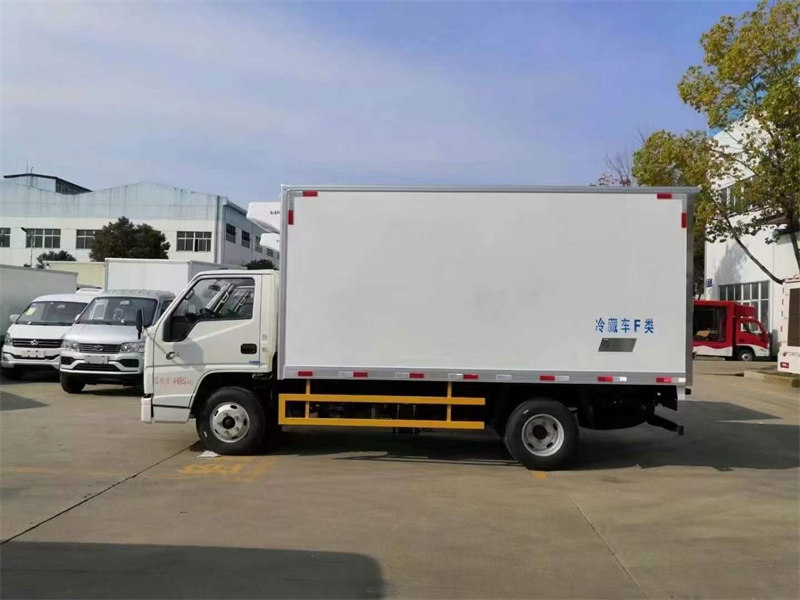 國(guó)六江玲順達(dá)窄體冷藏車
