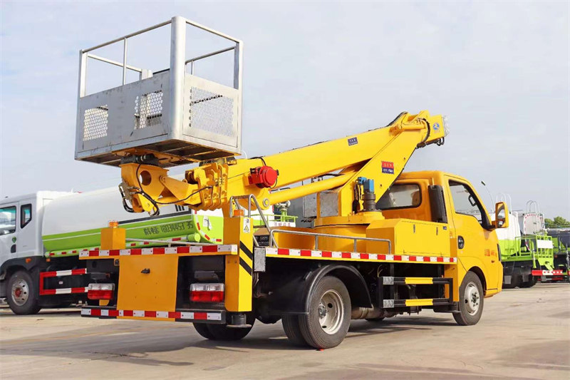 東風(fēng)途逸16米藍牌伸縮臂高空作業(yè)車