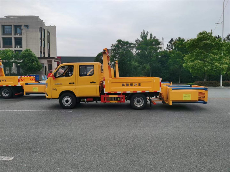 福田雙排防撞緩沖車(chē)銷(xiāo)售