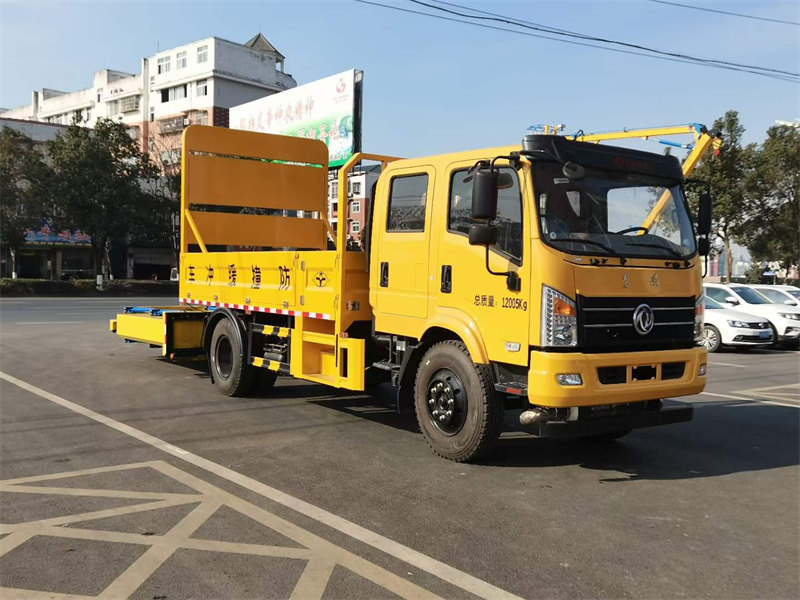 東風防撞緩沖車200馬力