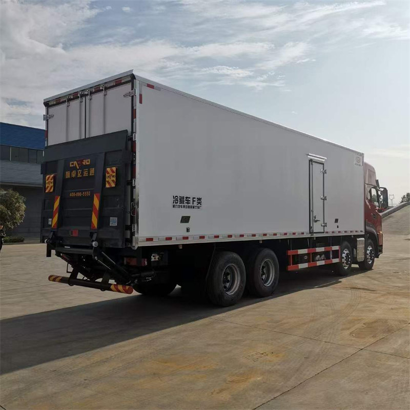 東風(fēng)天龍KL前四后八冷藏車
