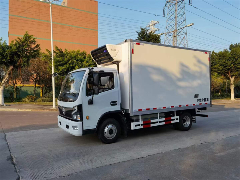 東風(fēng)新能源4.2米冷藏車