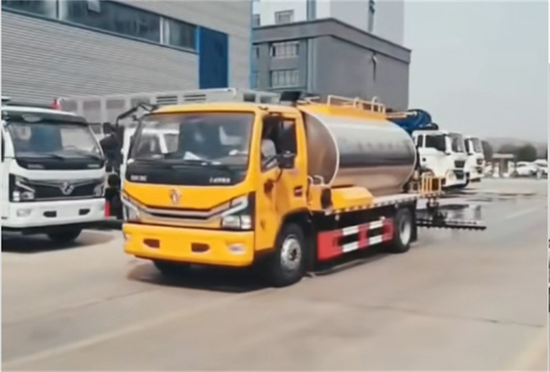 7方瀝青灑布車多少錢一輛