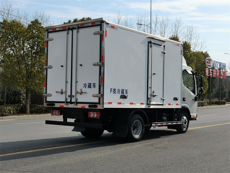 JAC帥鈴Q3國(guó)六130馬力冷藏車