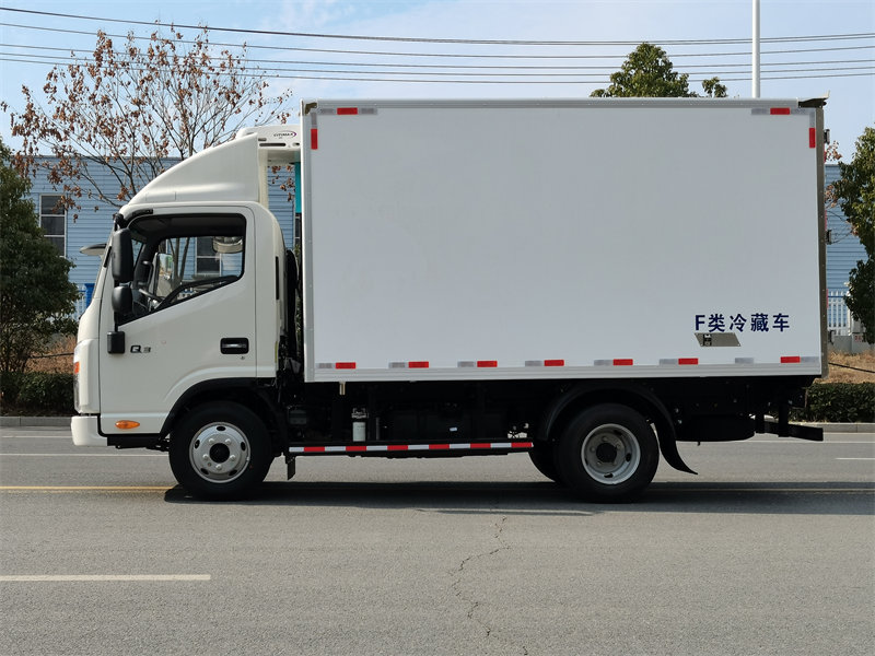 JAC帥鈴Q3國(guó)六130馬力冷藏車