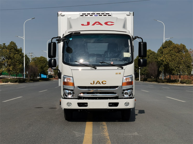 JAC帥鈴Q3國(guó)六130馬力冷藏車