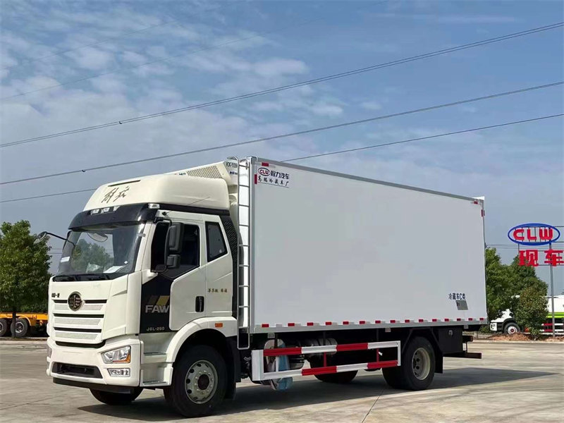 國(guó)六解放J6L冷藏車尊享版帶液緩