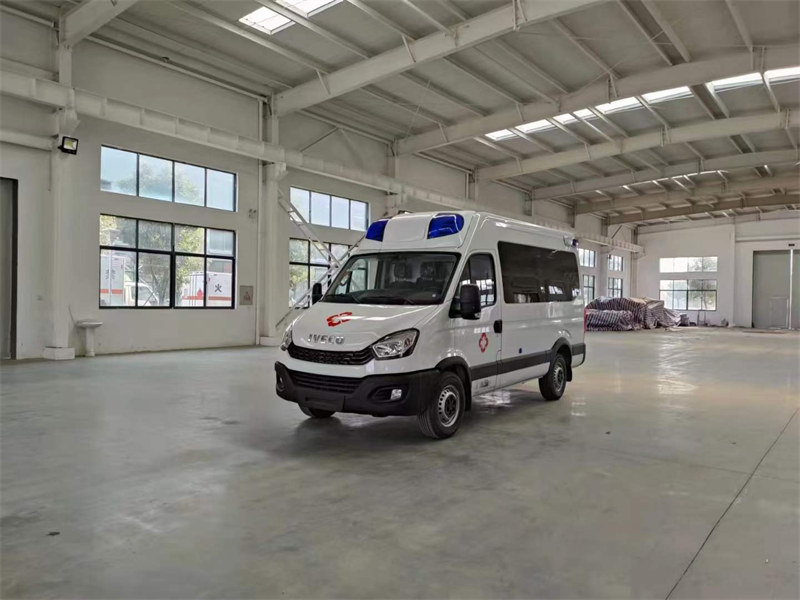 后單胎依維柯救護車6月報價