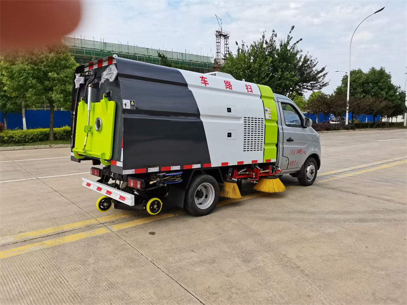 長安雙輪小型掃路車