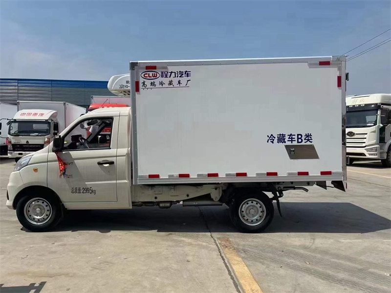 福田祥鈴V1國(guó)六2.8米冷藏車