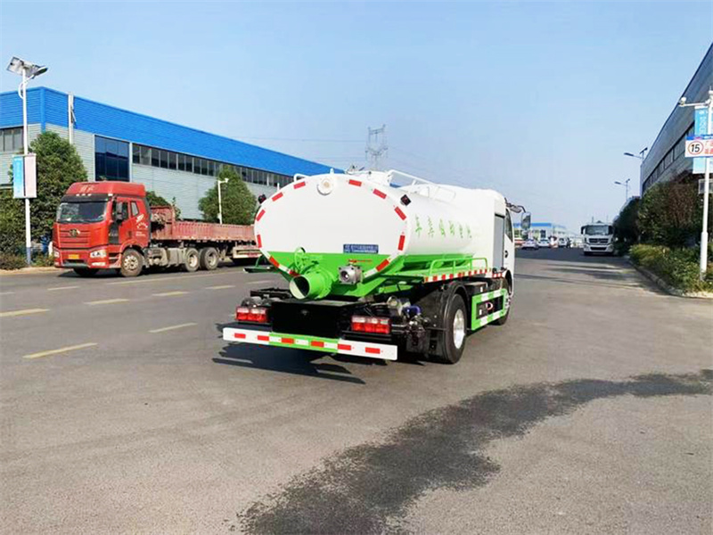 5方吸糞車(chē)多少錢(qián)一輛