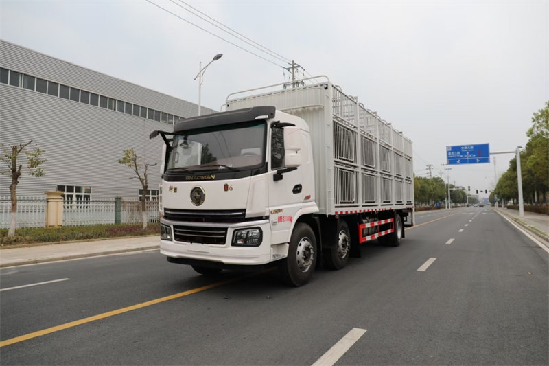 陜汽翼6小三軸畜禽車