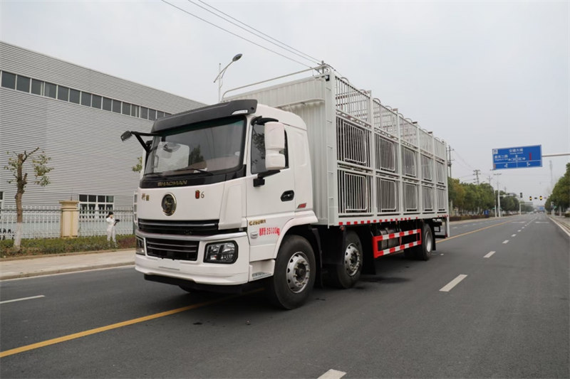 陜汽翼6小三軸畜禽車