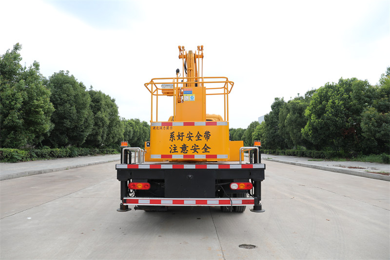 13米高空作業(yè)車多少錢